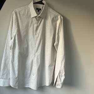 Express Slim 1X Dress Shirt - Medium